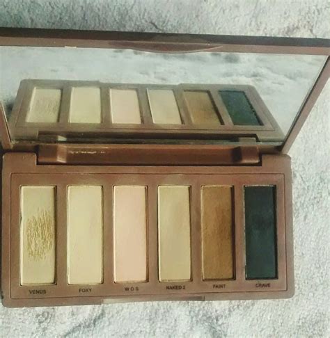 Letra E Glac Resenha Naked Basics Replica