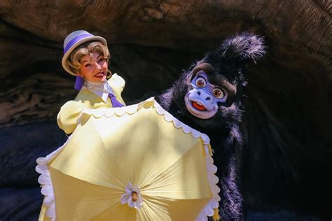 Jane And Terk From Tarzan Visit Disneys Animal Kingdom For Earth Week