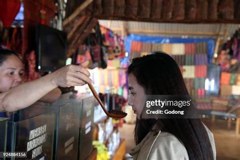 Vietnamese Coffee Shop Photos and Premium High Res Pictures - Getty Images