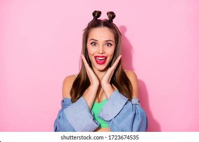 Im Genes De Naked News Im Genes Fotos Y Vectores De Stock Shutterstock