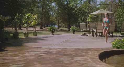 Naked Sara Paxton In Shark Night D