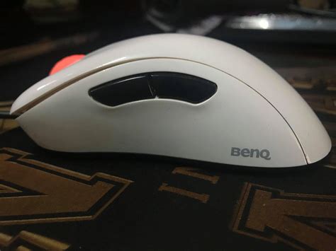 Đánh giá Zowie EC2-A White Hiệp Sĩ Bão Táp