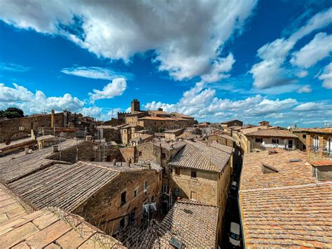 Един ден във Волтера: Градът, разположен на хълм – Bulgarian on the road