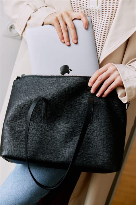 Как ухаживать за кожаной сумкой - MILLZ KARTA Media