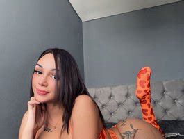Live Sex Chat With In Manrique10 At BongaCams
