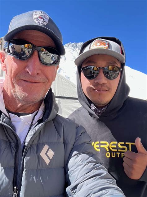 is mike tobin married