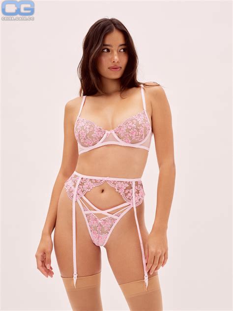 Kelsey Merritt Nude Topless Pictures Playboy Photos Sex Scene Uncensored