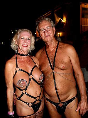 Couples Mature Nude Women