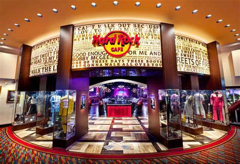 Hard rock cafe hard rock hotel visitors get special perks 7