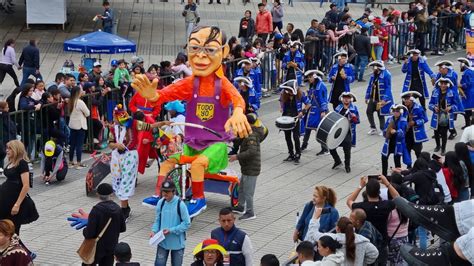 DESFILE DE AÑOS VIEJOS Tradicional desfile de figuras Pasto Nariño 31