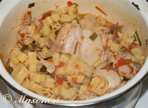 Паста с курицей и зеленым луком | Паста с курицей, Национальная еда, Курица