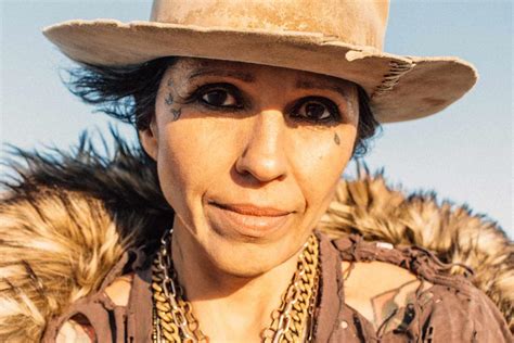 Rocker Linda Perry Reveals She Had A Double Mastectomy After Breast