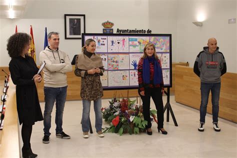 Galer A Entrega De Premios Del Concurso Peque Os Talentos Por La