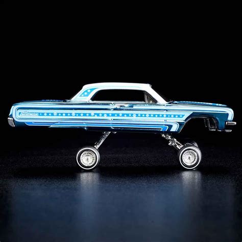Hot Wheels Collectors RLC Exclusive Holiday Impala