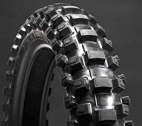 MXA TEAM TESTED DUNLOP GEOMAX MX33 REAR TIRE Motocross Action Magazine