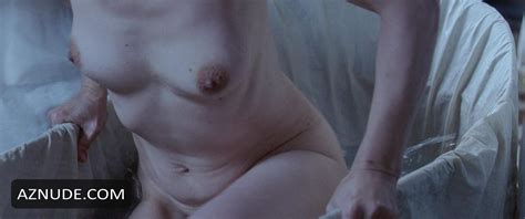 JULIETTE BINOCHE Nude AZNude