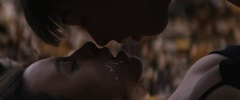 Naked Elizabeth Cappuccino In Super Dark Times