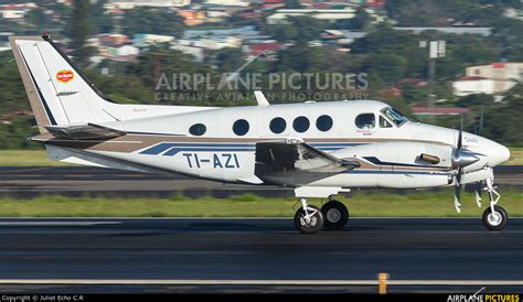 Ti Azi Private Beechcraft King Air At San Jose Juan Santamar A