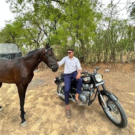 ‎فايز‎ Faiz97 • Threads Say More