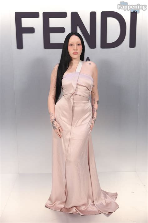 Braless Noah Cyrus Looks Hot At The Fendi Fashion Show In Milan Photos TheFappening