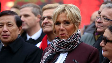 Le Cabinet De Brigitte Macron Victime D Usurpation D Identit