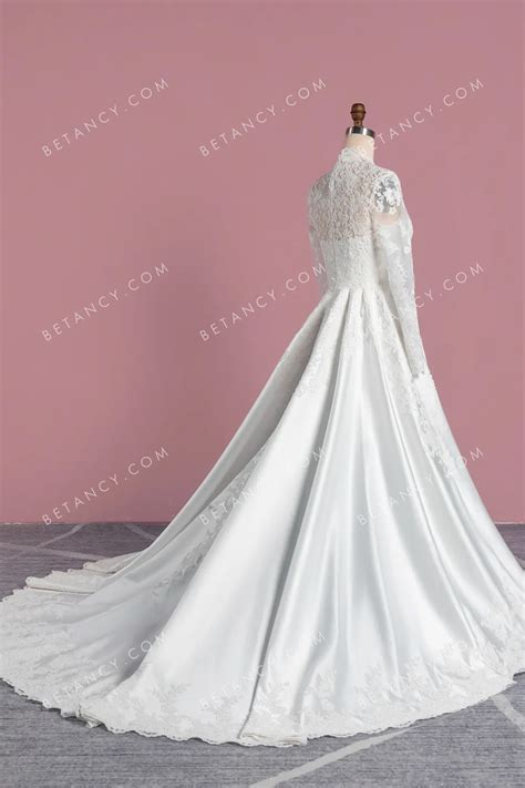 Scalloped Lace Long Sleeve Ivory Satin Wedding Dress - BETANCY