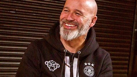 Honza Musil je zklamaný z paskvilu gay manželství Má to být svatba hned bych se ženil