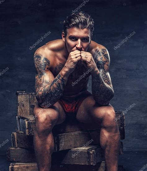 Naked Muscular Tattooed Guy Stock Photo By Fxquadro