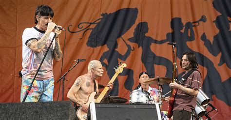 Red Hot Chili Peppers têm uma canção de homenagem a Eddie Van Halen