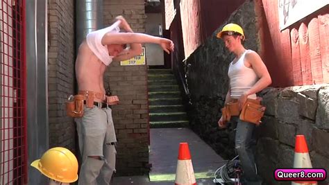 Hunk And Newbie Worker Have Sex At Work BoyFriendTV