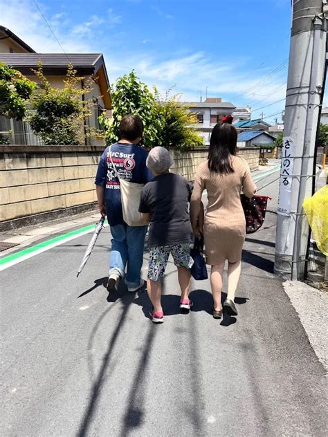 【お出かけ】みんなでお散歩です【グループホーム】 ブログ 富田林市の障がい者グループホームはさくら・ひまわり