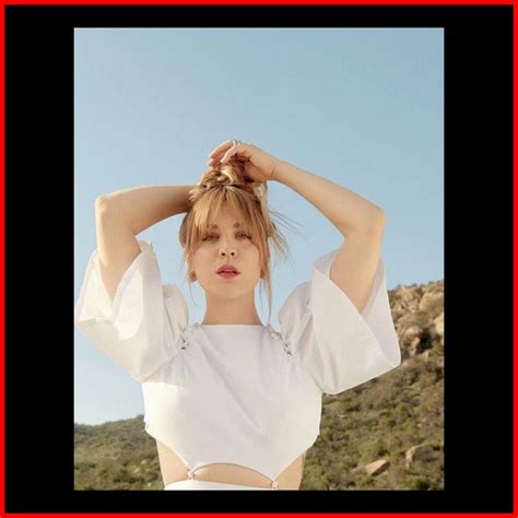 KALEY CUOCO THE Big Bang Theory Television Actress Sexy Pin Up Hot X Photo EUR PicClick FR