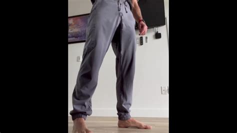 尿裤子只是为了好玩 Pornhub Gay