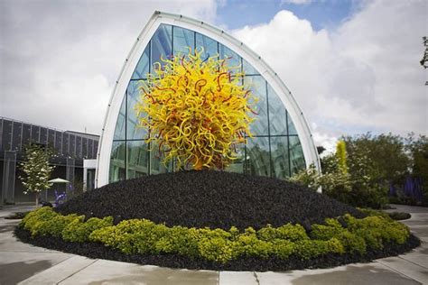 Photos Chihuly Garden And Glass Debuts At Seattle Center Gemini