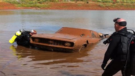 Sixth Body Found In Cars Recovered From Oklahoma Lake Ny Daily News