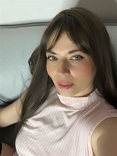 Im Vero Cam Model Free Live Sex Show Chat Stripchat