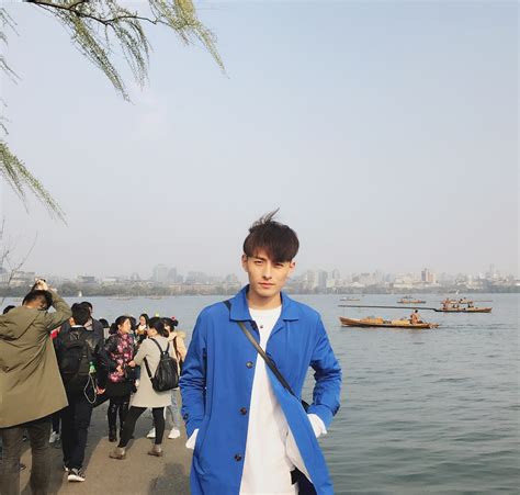 Nhan S C Th T C A Hot Boy Kh U Trang L M C C C G I Ph T Cu Ng