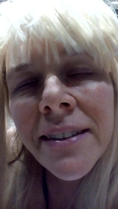 Brenda Justice Sexy Blonde Sings A Song Xhamster