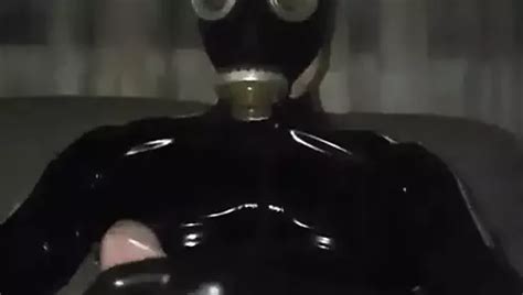 Unknown Latex Object In Gas Mask 4 Nude Pics XHamster