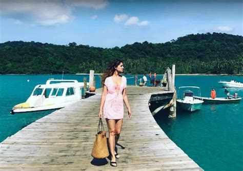 Nargis Fakhris Steamy Bikini Pictures Is Too Hot To Handle Filmymantra