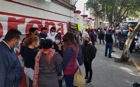 Militantes De Morena Protestan Afuera De La Sede Nacional Grupo Milenio