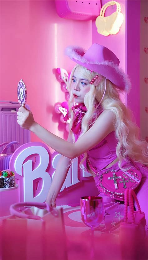 Hot Girl Thi Nhau Bi N H Nh Barbie N Rapper N I Ti Ng Free Fire C Ng Kh Ng K M C Nh