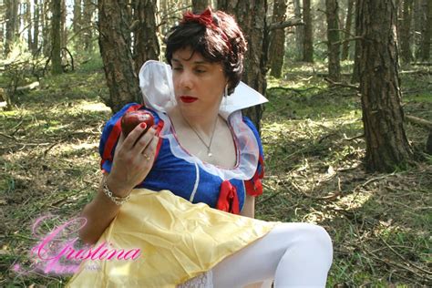The Sissy Bitch Snow White Exposed In The Enchantred Forest Nude Pics XHamster