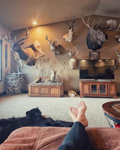 Hunting Decor Living Room Cozy Lodge Living Room Modern Hunting Decor