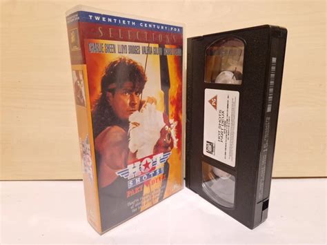 HOT SHOTS PART Deux Charlie Sheen PAL VHS Video Tape A PicClick UK