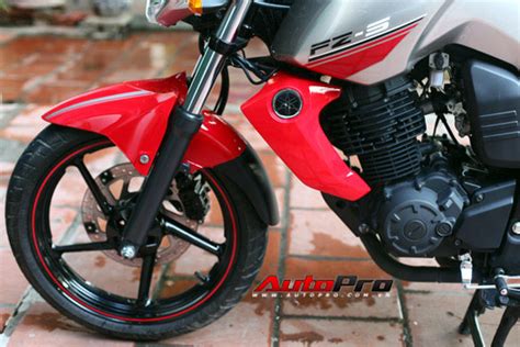 Yamaha FZ S Naked Bike phân khối nhỏ