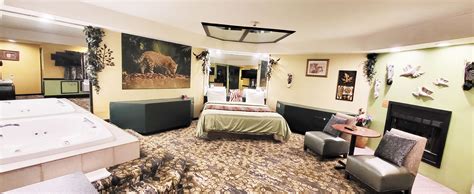 Suites | Jacuzzi Suites | Romantic Suites in Harrisburg - Hershey, PA