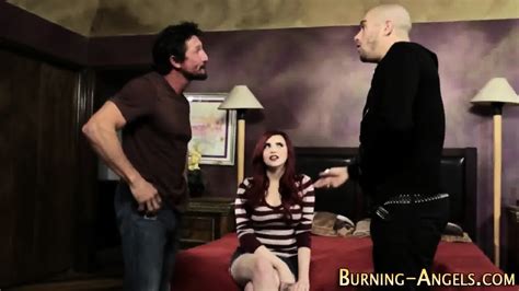 Alt Goth Babe Gets Railed