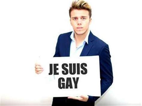 Viajar Pela Leitura Je Suis Gay N O Sou Nada