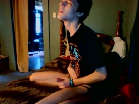 Jouir Sur Le Couvre Gay Twink Hd Porn Video B Xhamster